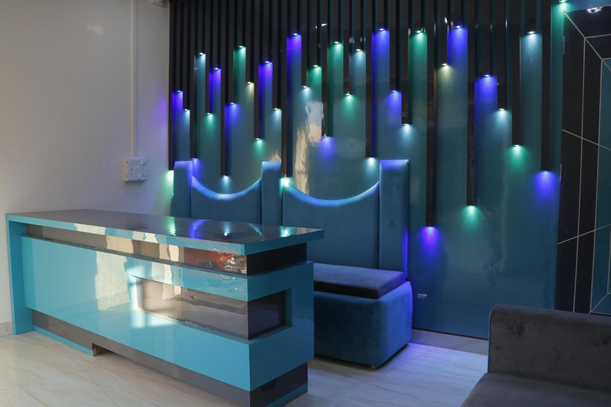 Dolphin Guest House Матура Екстериор снимка